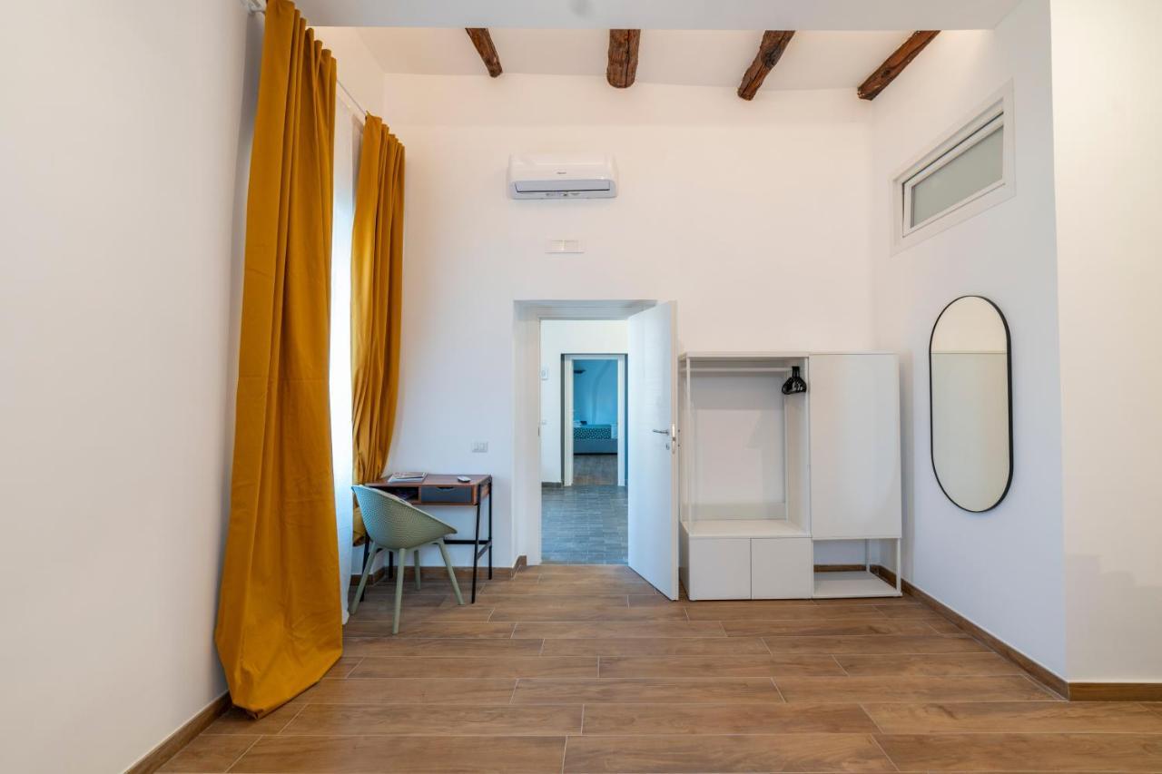 Il Vicoletto Maiorani 39 Apartment Наполи Екстериор снимка